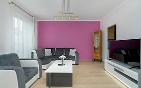 Apartment With Balcony And Free Parking In Poznan By Noclegi Renters