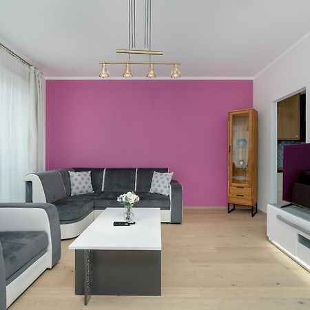 Apartment With Balcony And Free Parking In Poznan By Noclegi Renters Zewnętrze zdjęcie