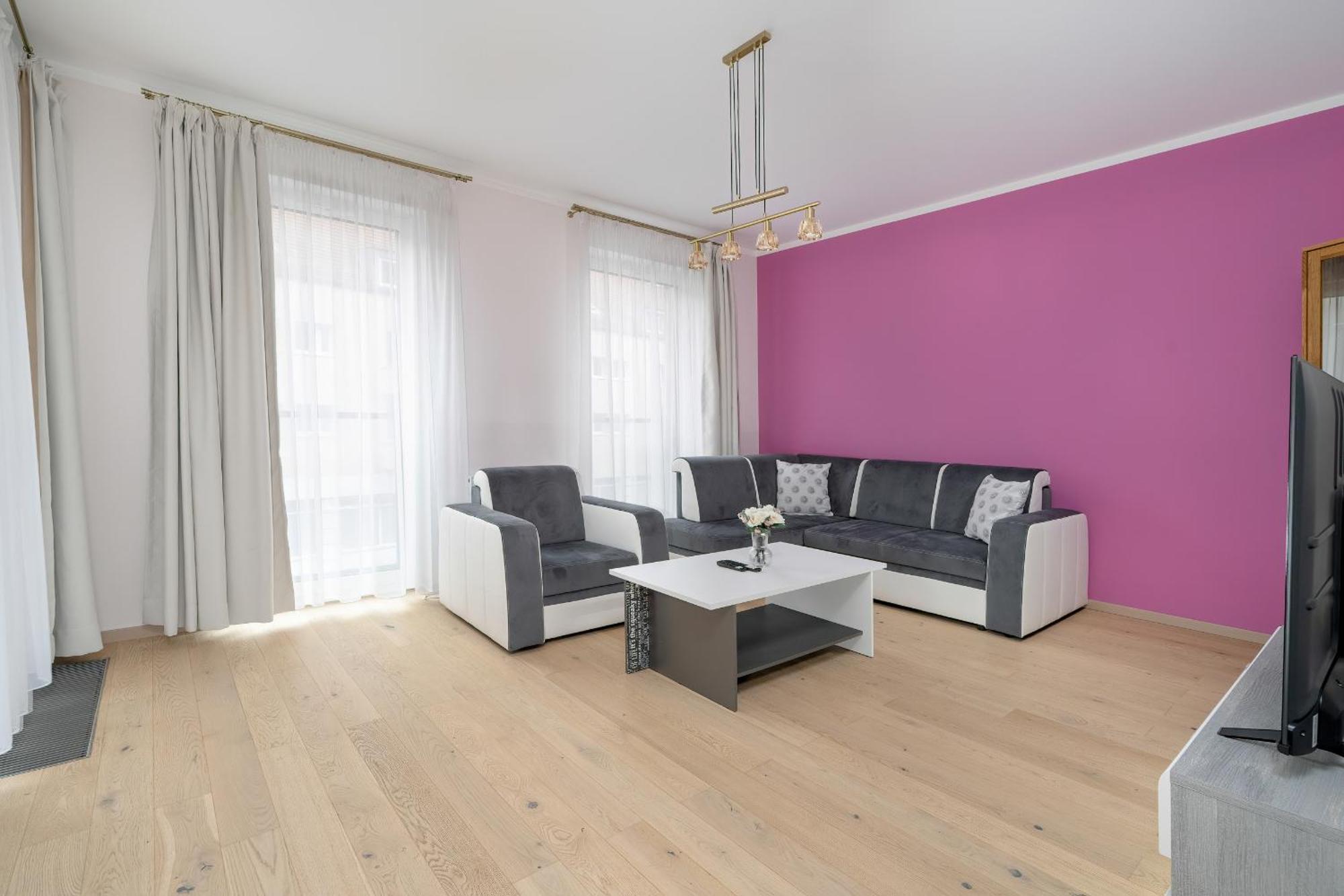 Apartment With Balcony And Free Parking In Poznan By Noclegi Renters Zewnętrze zdjęcie