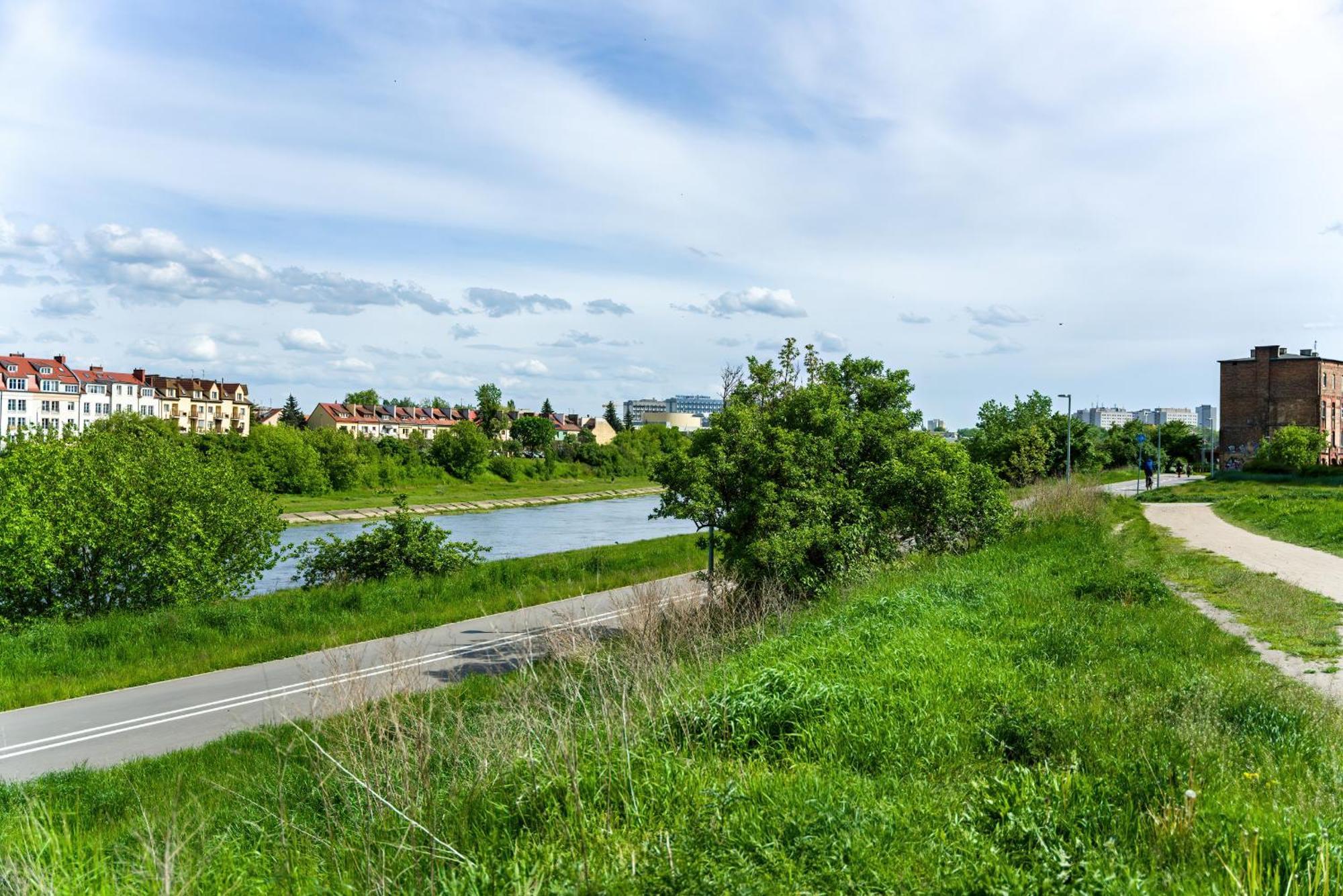Apartment With Balcony And Free Parking In Poznan By Noclegi Renters Zewnętrze zdjęcie